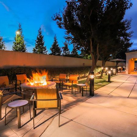 Courtyard By Marriott San Jose South/Morgan Hill Otel Dış mekan fotoğraf