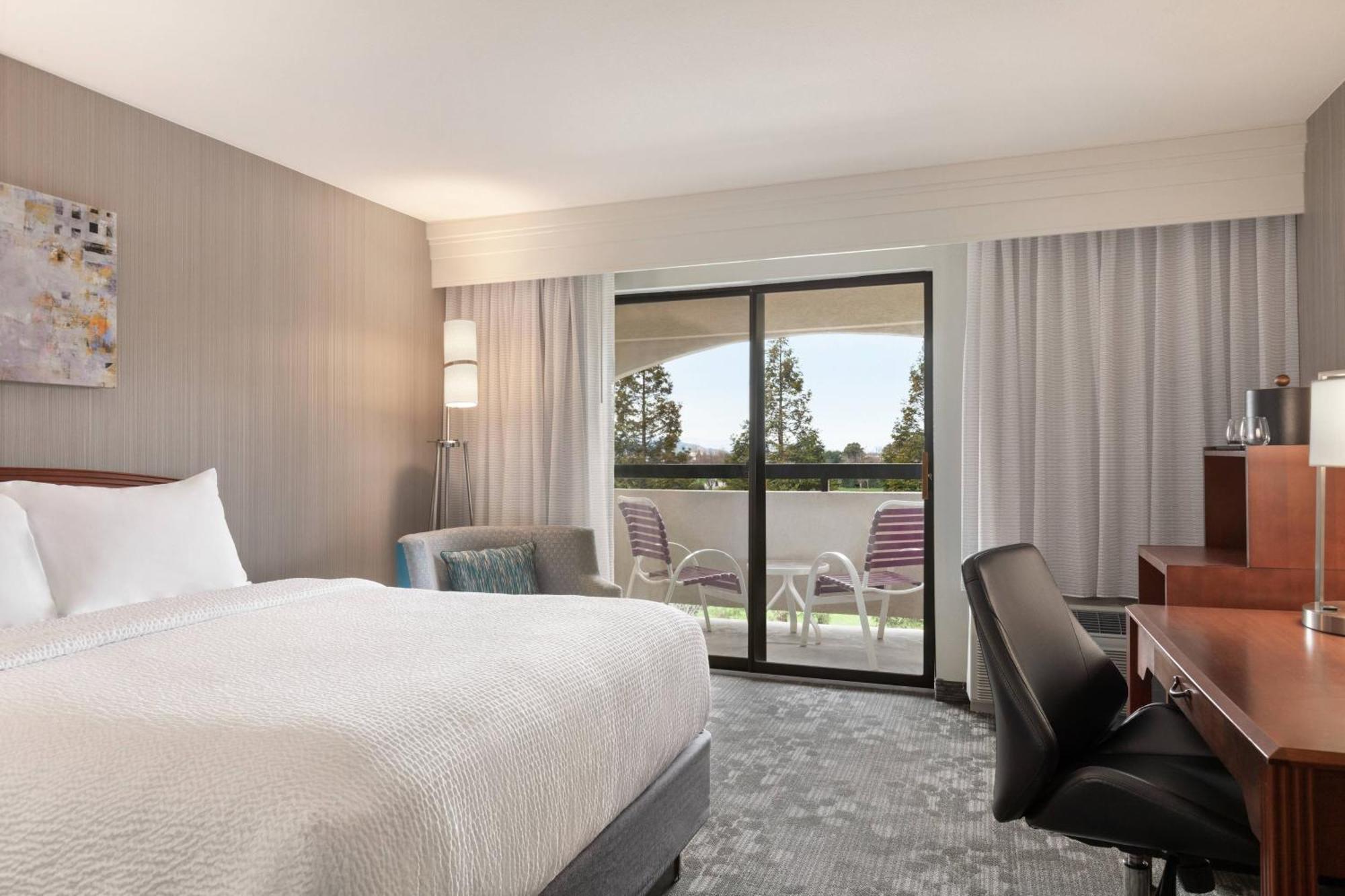 Courtyard By Marriott San Jose South/Morgan Hill Otel Dış mekan fotoğraf