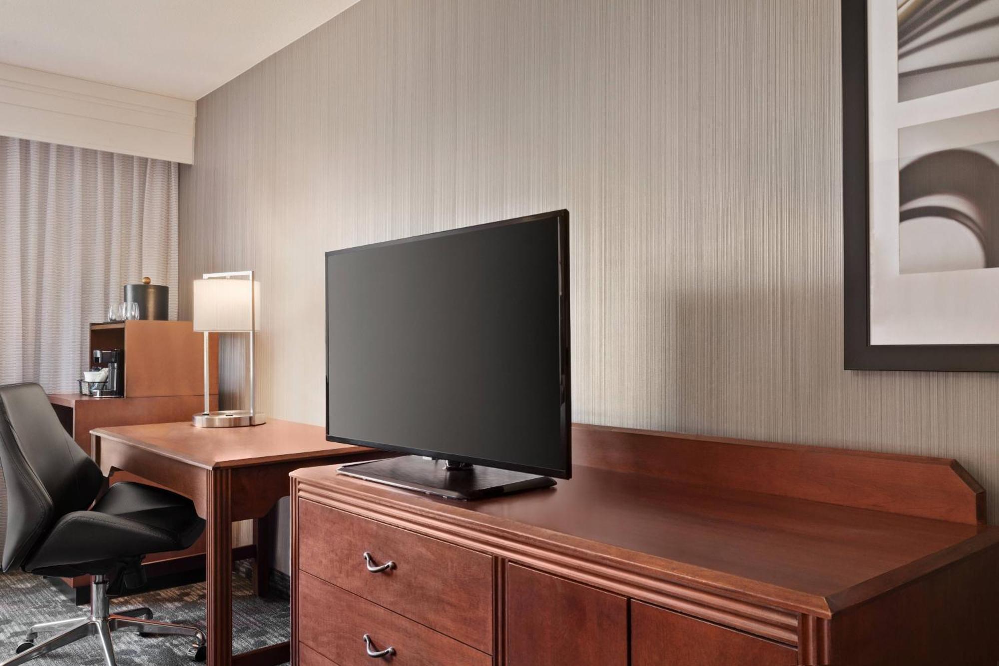 Courtyard By Marriott San Jose South/Morgan Hill Otel Dış mekan fotoğraf