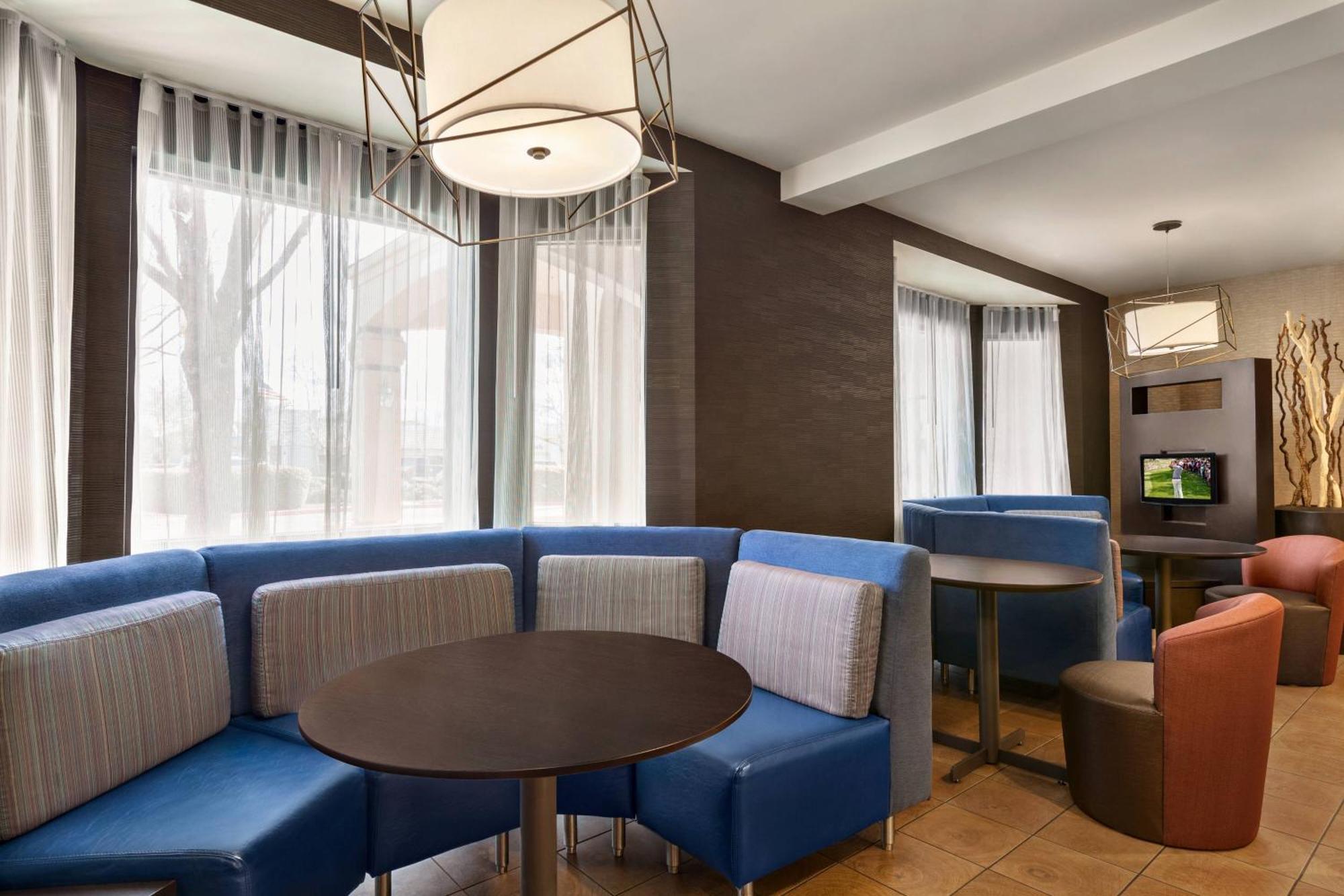 Courtyard By Marriott San Jose South/Morgan Hill Otel Dış mekan fotoğraf
