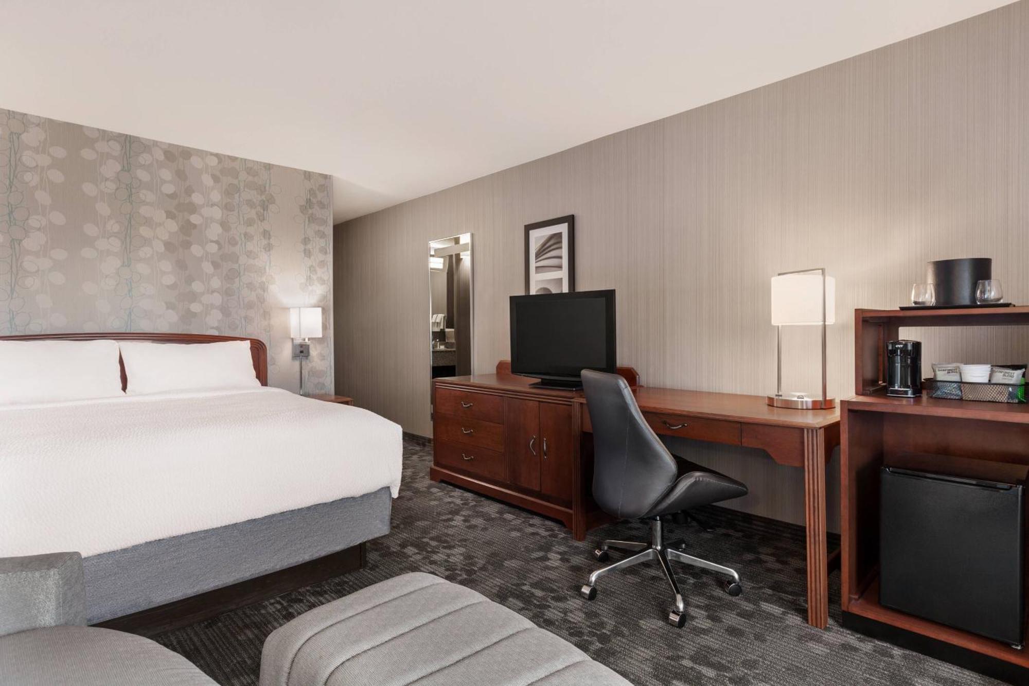 Courtyard By Marriott San Jose South/Morgan Hill Otel Dış mekan fotoğraf