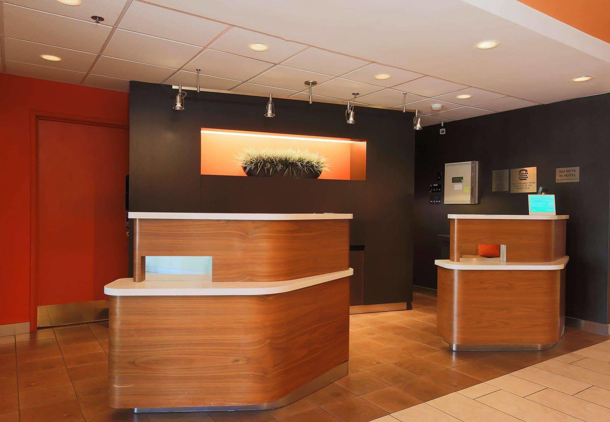 Courtyard By Marriott San Jose South/Morgan Hill Otel Dış mekan fotoğraf
