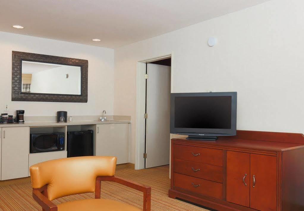 Courtyard By Marriott San Jose South/Morgan Hill Otel Dış mekan fotoğraf